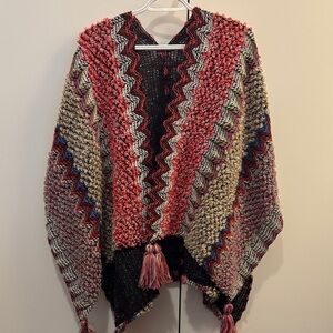 NWT - La Chapelle - Chic Multicolor Zigzag Women's Poncho